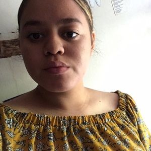 Meet your Posher, Alyson